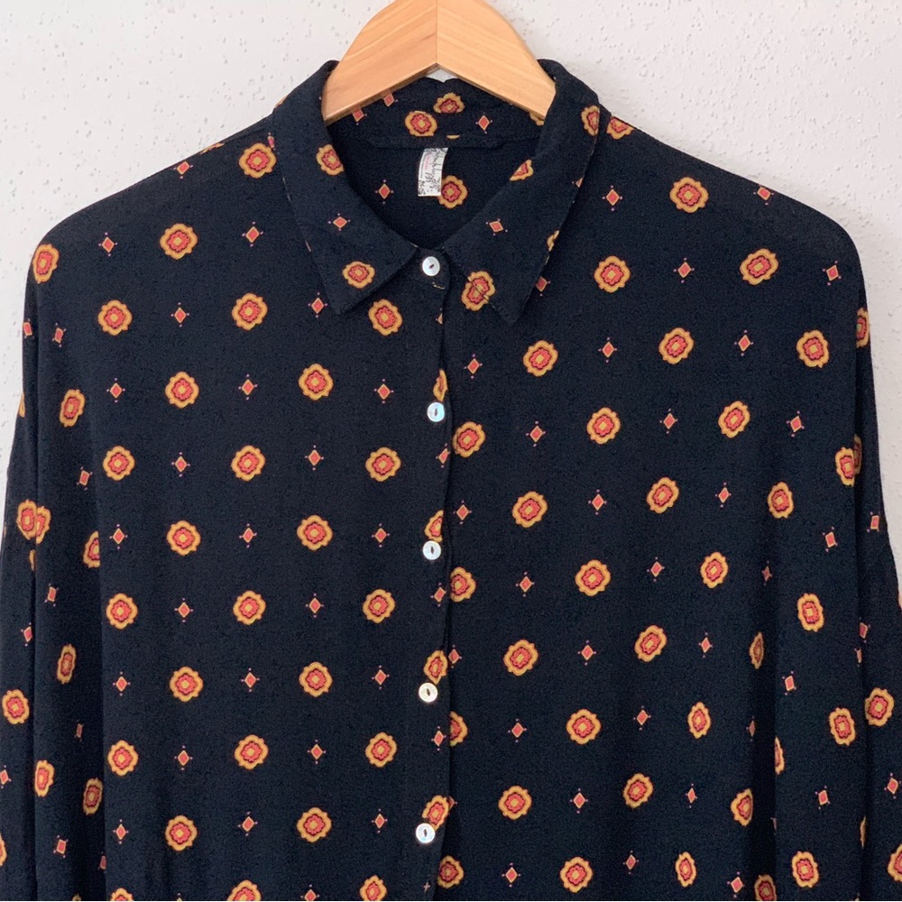 Free People Movement Oversized Button Down Rayon Shirt Size S - Picture 4 of 11